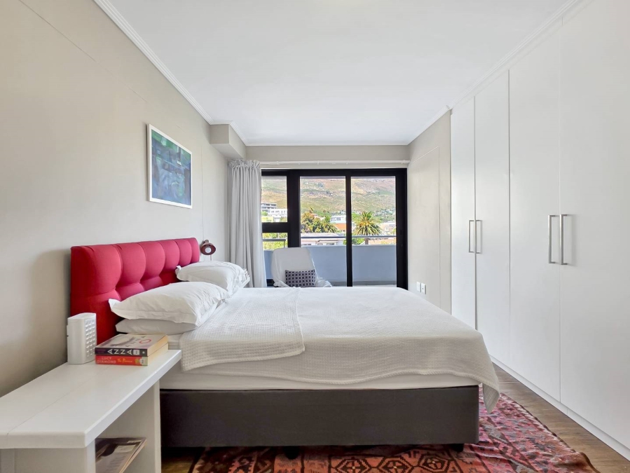 2 Bedroom Property for Sale in Vredehoek Western Cape